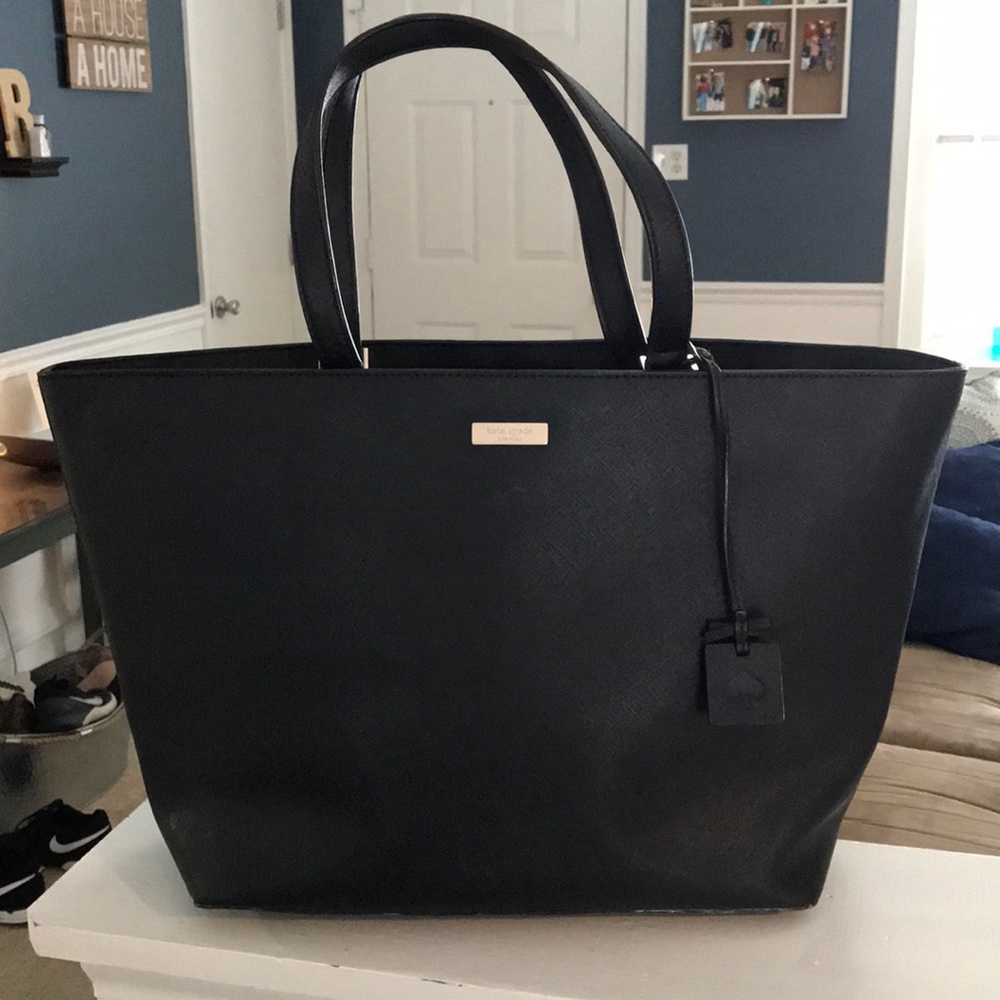 Kate Spade Black Purse / Tote. CONDITION: LIKE NEW